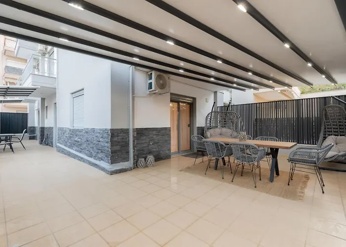 Sithoniars Luxury Ground Floor With Private Garden Διαμέρισμα Νέος Μαρμαράς