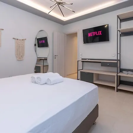 شقة Sithoniars Luxury Ground Floor With Private Garden نيوس مارماراس