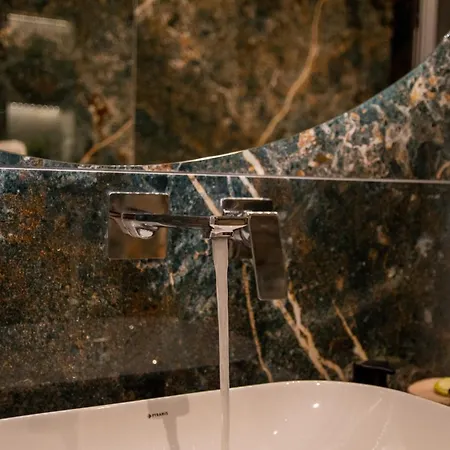 شقة Sithoniars Luxury Ground Floor With Private Garden نيوس مارماراس