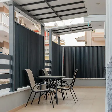 Apartment Sithoniars Luxury Ground Floor With Private Garden