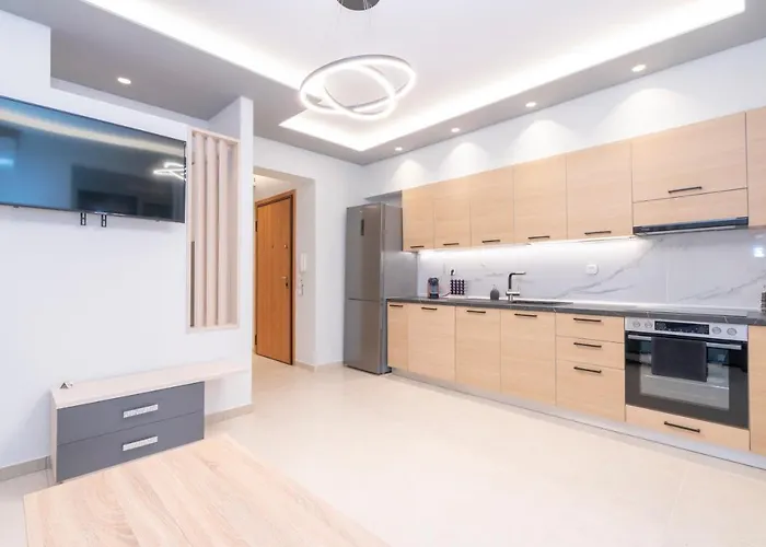 Sithoniars Luxury Ground Floor With Private Garden Lejlighed *