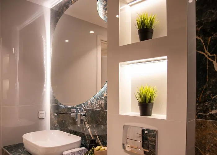Sithoniars Luxury Ground Floor With Private Garden Lejlighed *
