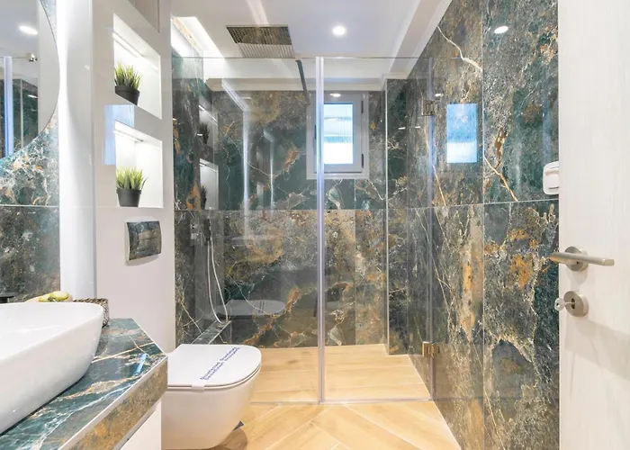 Sithoniars Luxury Ground Floor With Private Garden Appartement *
